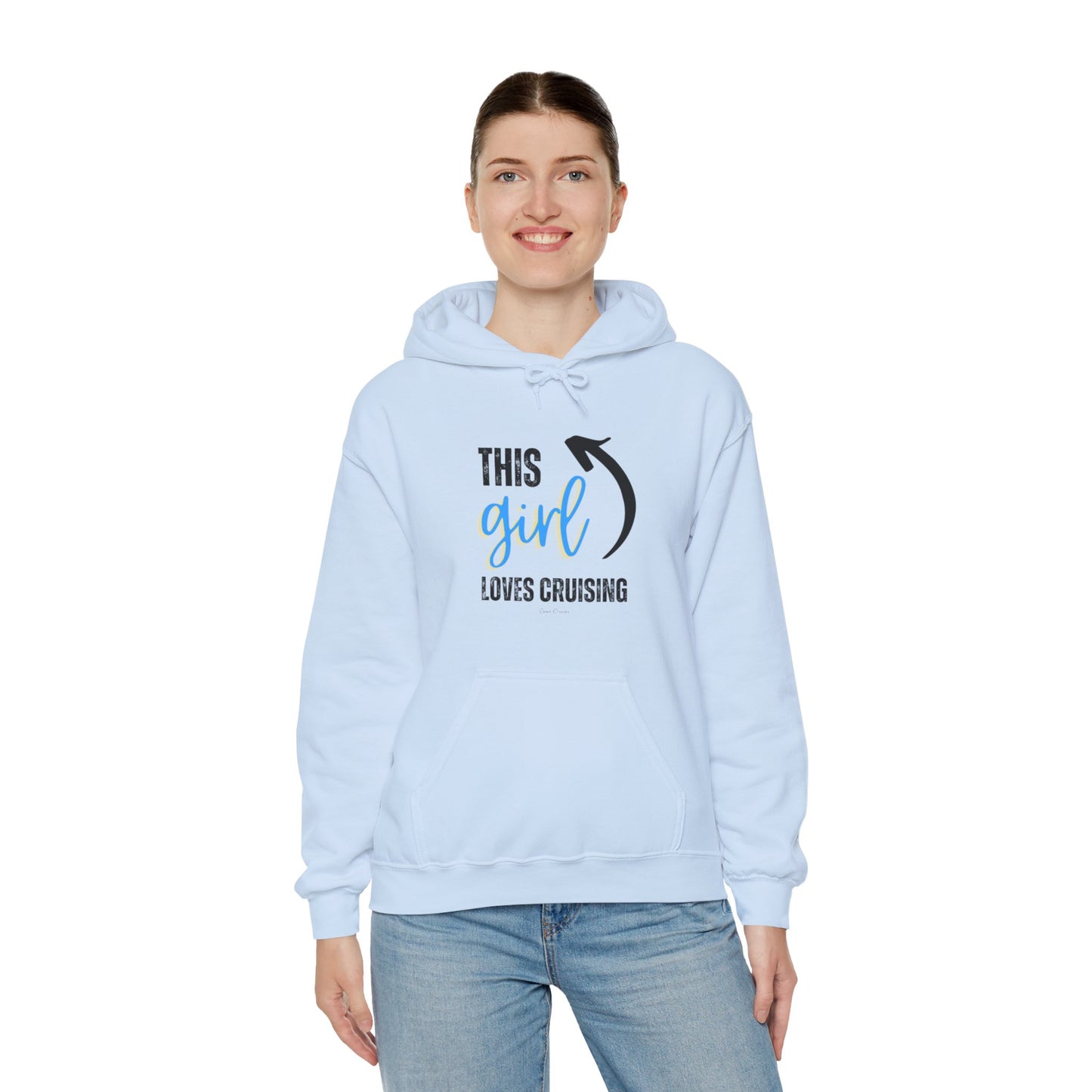 This Girl Loves Cruising - UNISEX Hoodie (UK)